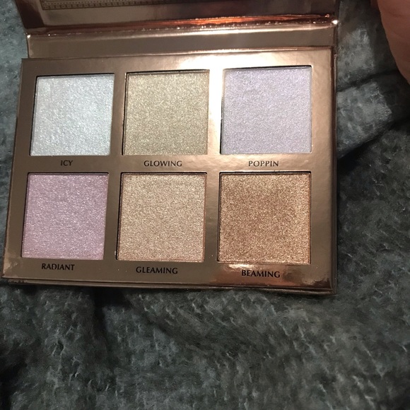 Ace Beautè Glow Essential Highlighter Palette BNIB - Picture 3 of 6